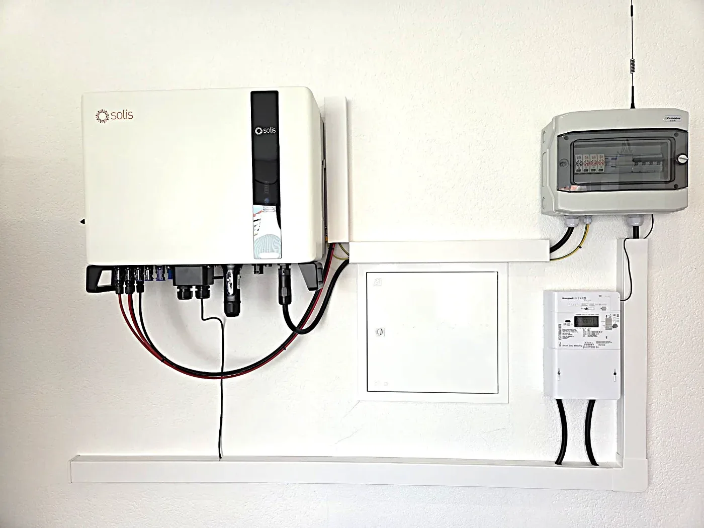 Instalação de 12 painéis com um inversor Solis 10kW